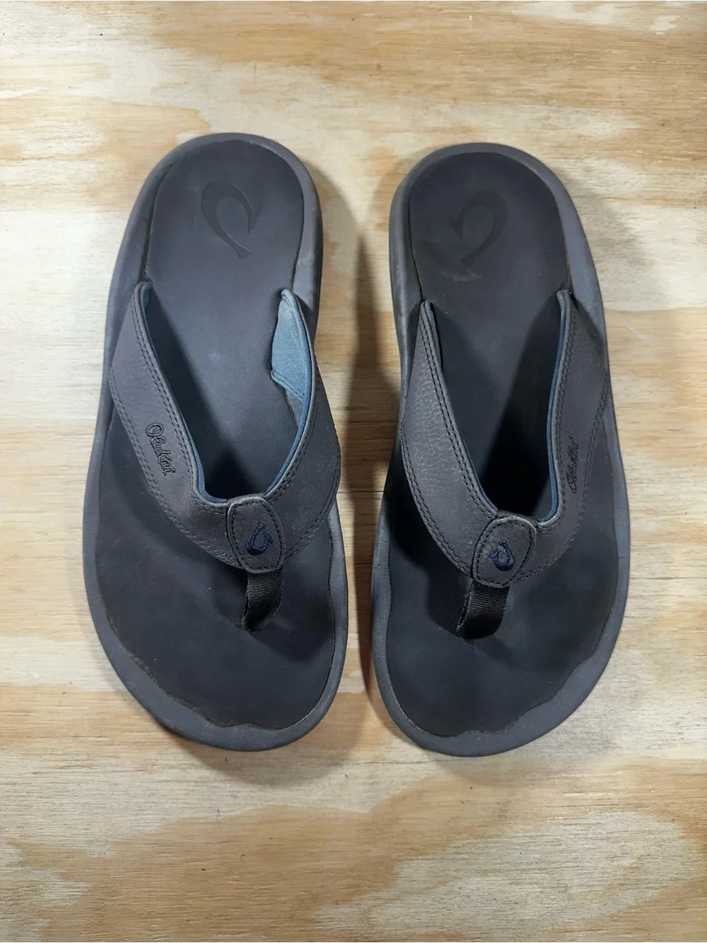 OluKai slip flip